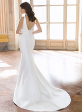 Load image into Gallery viewer, Tiffany