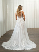 Load image into Gallery viewer, Tatiana - ML24649