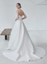 Load image into Gallery viewer, Marellia