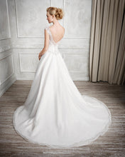 Load image into Gallery viewer, 1677