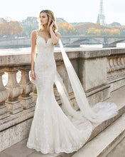 Load image into Gallery viewer, Eliana