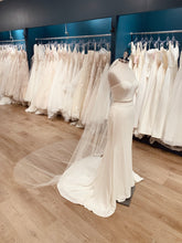 Load image into Gallery viewer, Valentina Veil