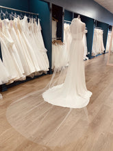 Load image into Gallery viewer, Valentina Veil