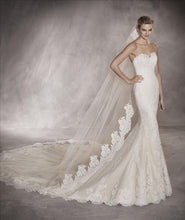 Load image into Gallery viewer, Princia - Beaded