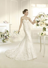 Load image into Gallery viewer, Saga