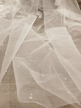 Load image into Gallery viewer, Valentina Veil