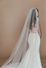 Load image into Gallery viewer, Vera Veil