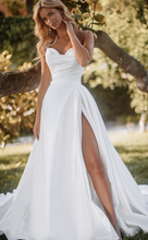 Load image into Gallery viewer, Portia E409
