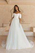 Load image into Gallery viewer, Litia
