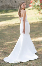 Load image into Gallery viewer, R3809
