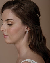 Load image into Gallery viewer, Adrianna Earrings
